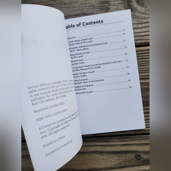 📚 A Pocket Guide To... - Picture 2 of 3